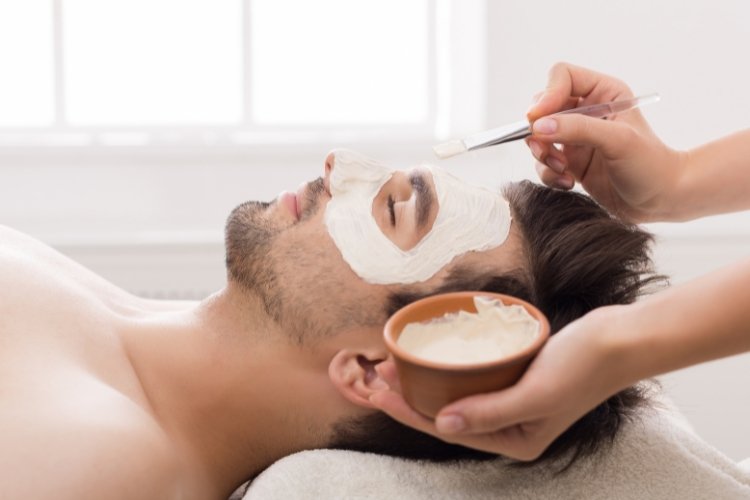 Medical Facial Care at Shri Aesthetics